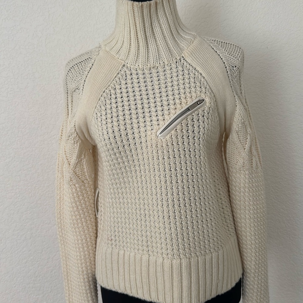 Trendy sweater